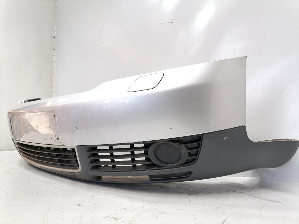 Audi A4 8E B6 original Sto&szlig;stange Sto&szlig;f&auml;nger vorn Lichtsilber LY7W Bj.2002